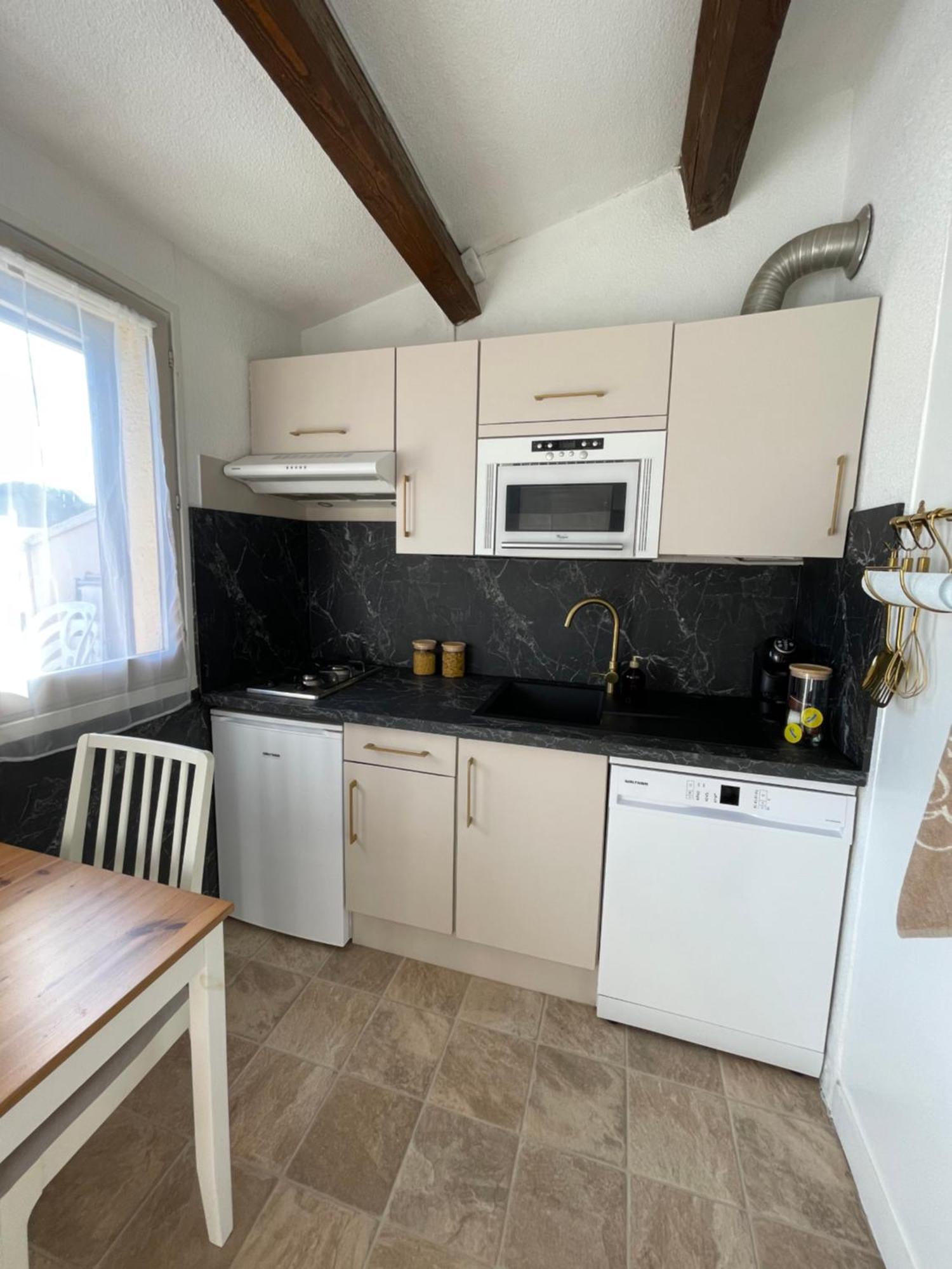 Appartement Pinede Piscine Clim Proche Plage Village Naturiste Agde Exterior foto